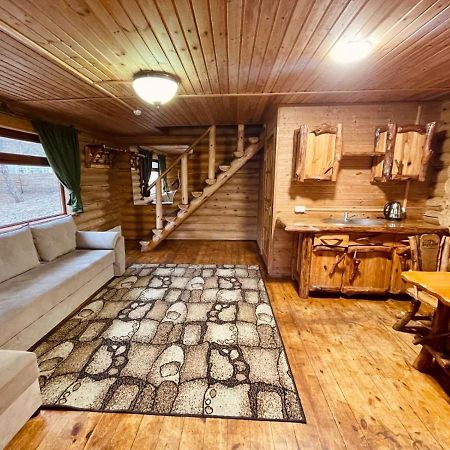 Sky Land Camping & Resort Cricova Buitenkant foto