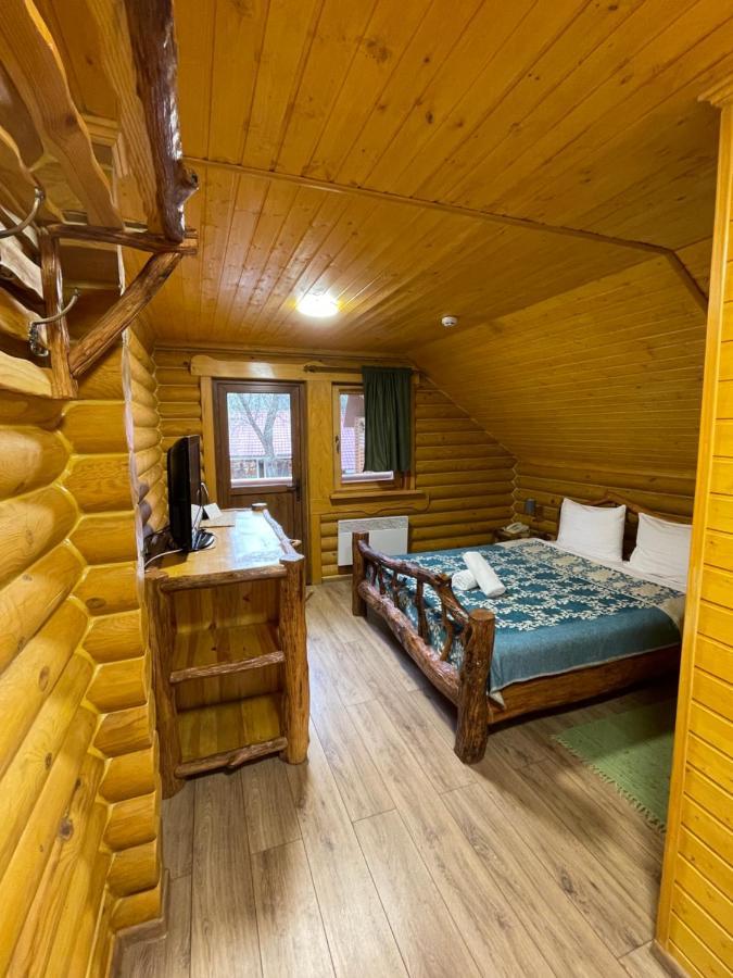 Sky Land Camping & Resort Cricova Buitenkant foto