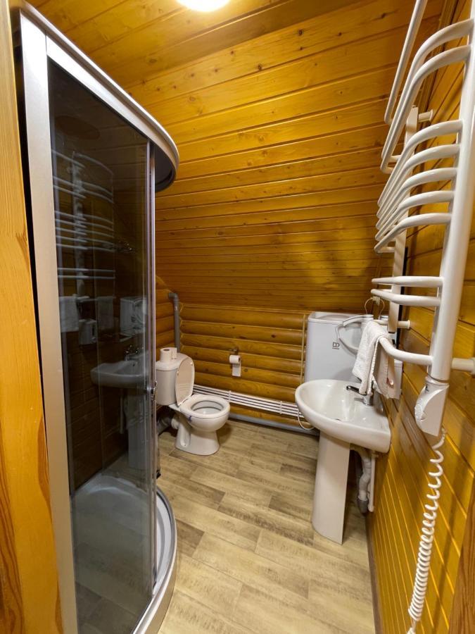Sky Land Camping & Resort Cricova Buitenkant foto