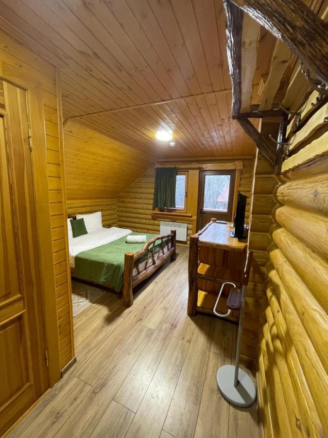 Sky Land Camping & Resort Cricova Buitenkant foto